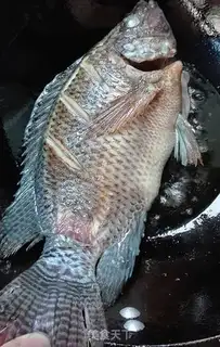 Make The soy sauce, the fish step 3