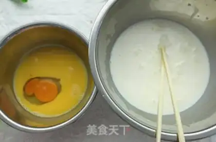 Make Cream of cream and egg step 1