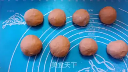 Make Pumpkin buns step 2
