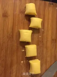 Make Pumpkin sesame cake step 5