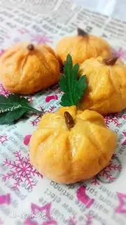 Make Pumpkin buns step 7