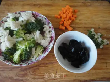 Make Coconut juice step 1