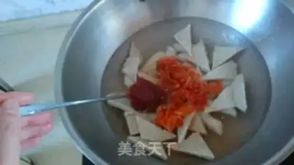 Make Simple fried rice cake step 4