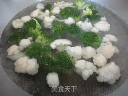 Make Coconut juice step 2