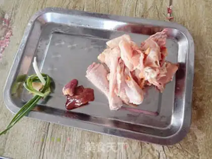 Make Apple chicken soup step 1