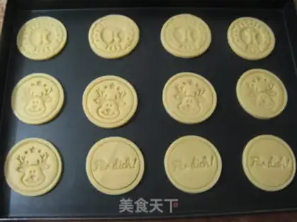 Make Seal cookies step 10