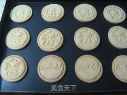 Make Seal cookies step 12