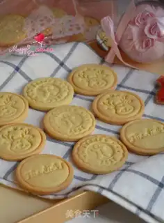 Make Seal cookies step 13