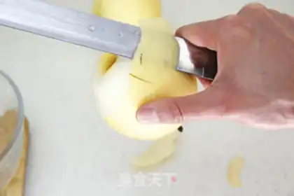 Make Fresh pear orange juice step 1