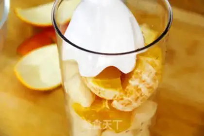 Make Fresh pear orange juice step 6