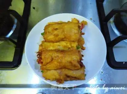 Make Vegetable shrimp rolls step 13