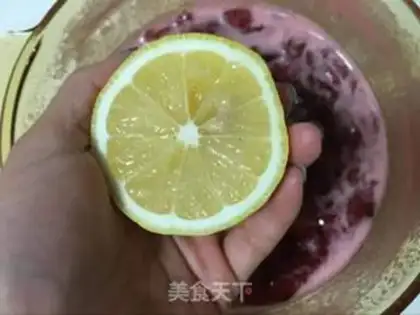 Make Strawberry sauce step 4