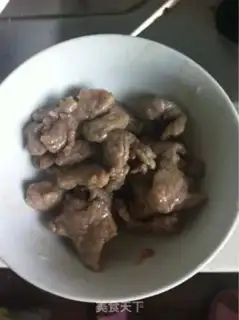 Make Celery fried meat step 4