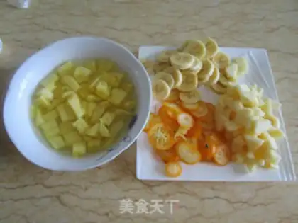 Make Fruit mini pizza step 6