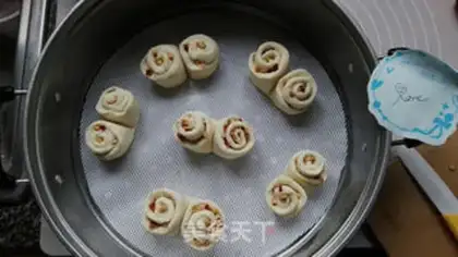 Make Grey-tree roll step 6
