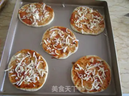 Make Fruit mini pizza step 12