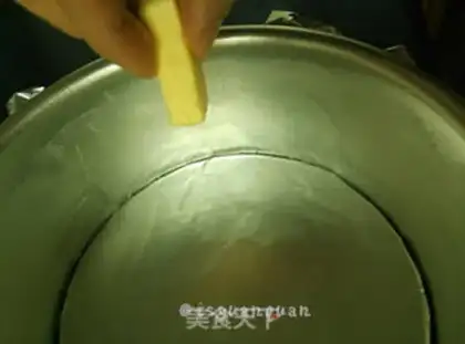 Make Six-inch cheesecake step 7