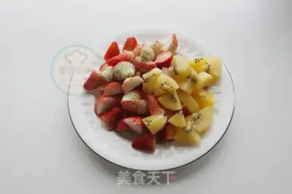 Make Fruit and cream cake step 1