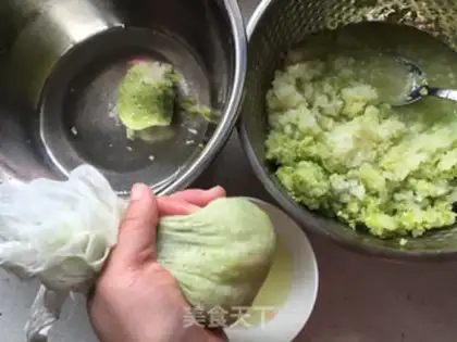 Make Pork dumplings step 2