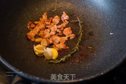 Make Rosemary garlic bacon step 2
