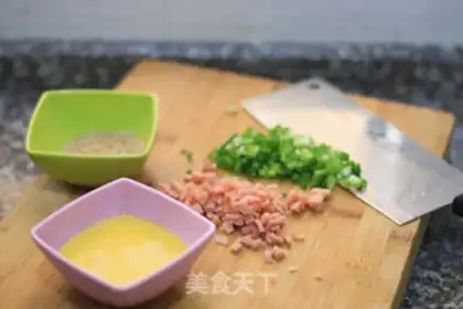 Make Onion pine rolls step 10