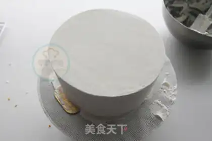 Make Fruit and cream cake step 9