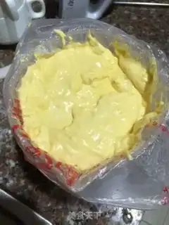 Make Egg yolk step 4