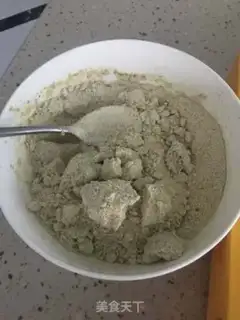Make Honey cuisine green bean cake step 2