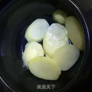 Make dumpling soup step 1