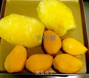 Make Pineapple mango sauce step 0