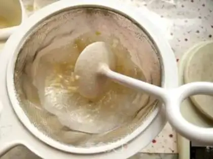 Make Strawberry lasagna step 6