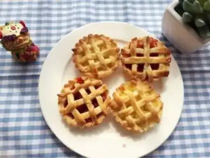 Make I love fruit pie step 7