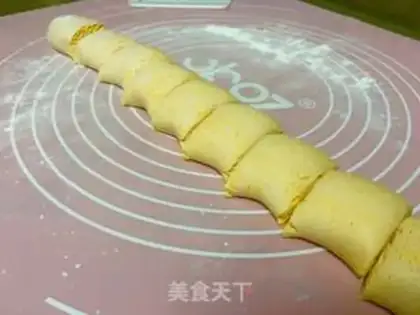 Make Pumpkin step 2