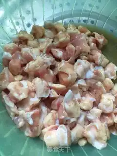 Make Spicy chicken crumbs step 0
