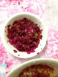 Make Rose heart cookies step 1