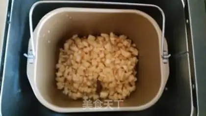 Make Sweet apple sauce step 3