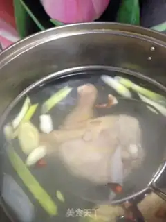 Make The white chicken step 5