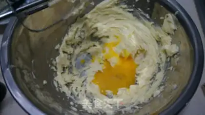 Make Pour tea and cream balls step 6