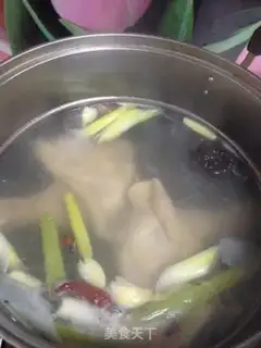Make The white chicken step 6