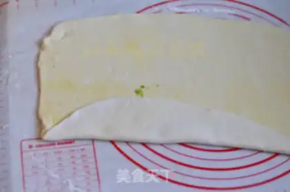 Make Onion rolls step 5