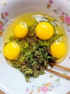 Make Fried eggs step 7