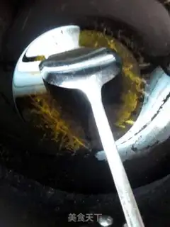 Make Fried eggs step 9