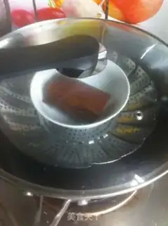 Make Garlic pork step 1