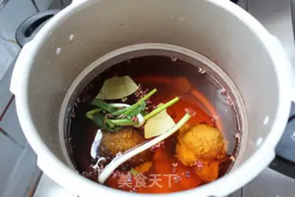 Make Sour beef noodles step 4