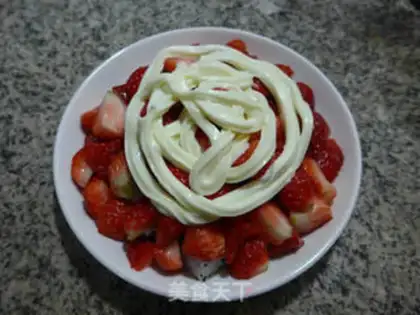 Make Strawberry salad step 4