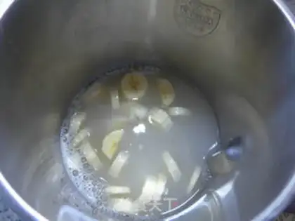 Make Banana paste oatmeal step 4