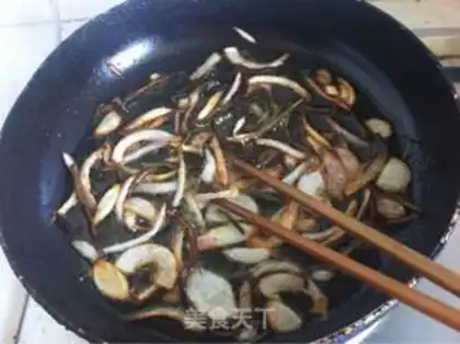 Make Dry onion onions step 2