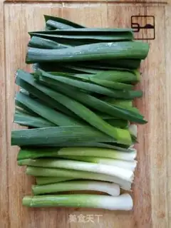 Make Garlic fried eggs step 0
