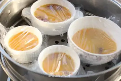 Make Weenie steamed eggs step 7