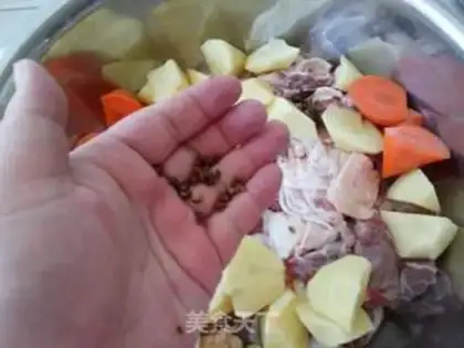 Make No-water beef stew step 5